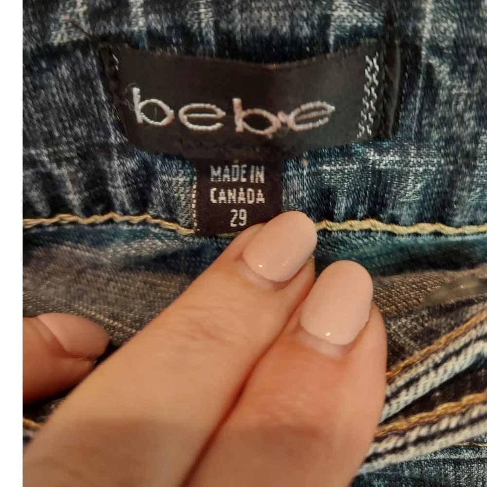 Bebe Vintage Y2K Low Rise Flare Jeans‎ Medium Wash Denim Patch Pockets Size 29